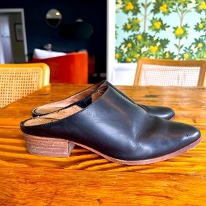 Madewell Barlow Mule, black leather, size 6